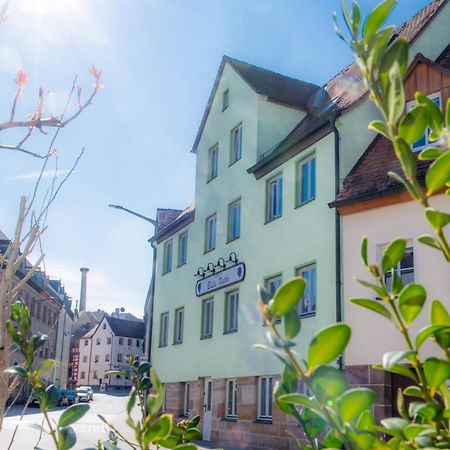 Haus99 Budget Pension & Apartments เฟือร์ท ภายนอก รูปภาพ